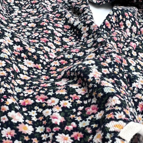 Trovata Birds of Paradis Pintuck Pleated Floral Corduroy Long Sleeve Blouse - Picture 3 of 9